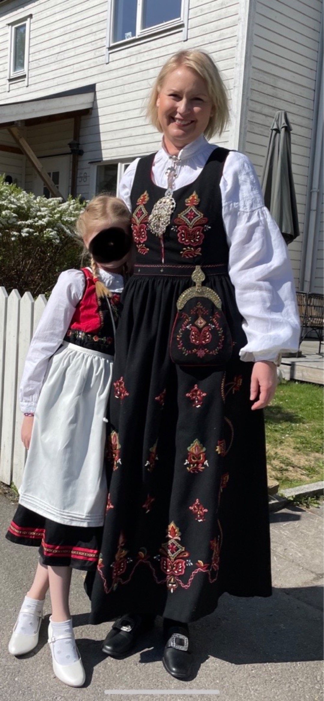 Sunnmørsbunad dame str m-l