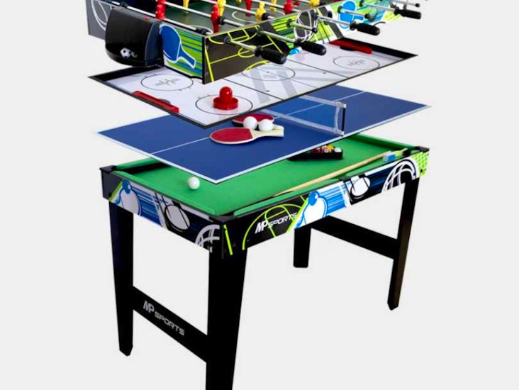 Foosball, lufthockey, bordtennis och biljard