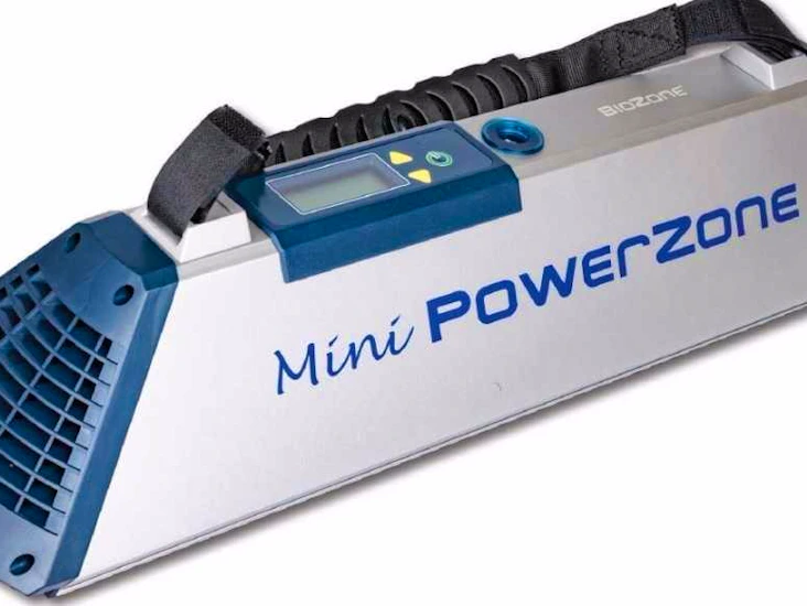 Ozonrenare för sanering av lukt