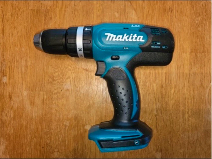 Makita slagborrmaskin / skruvdragare