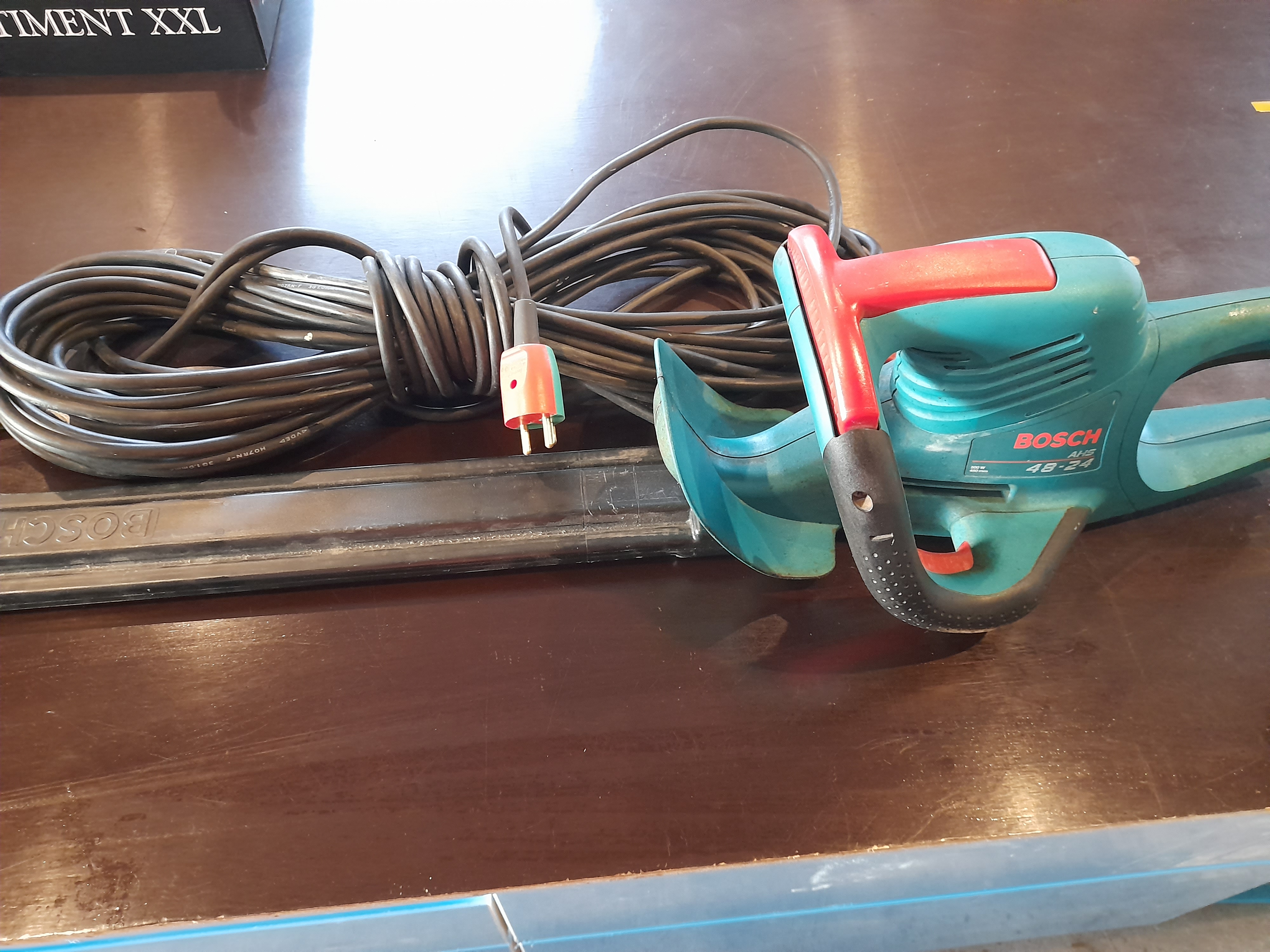 Bosch ahs 48-24 hækkeklipper