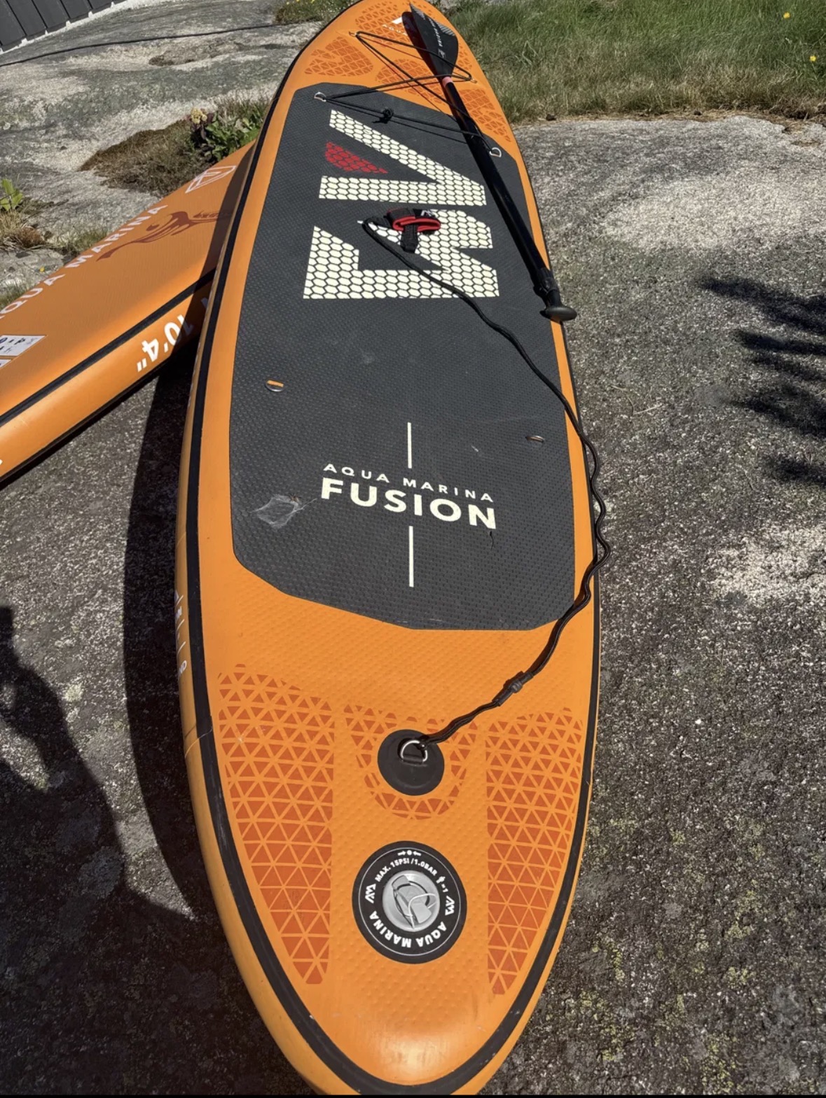   aqua marina fusion 10’4” – oppblåsbart sup-brett (2 stk tilgjengelig)