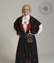 Ønsker å leie arven festdrakt str 36.