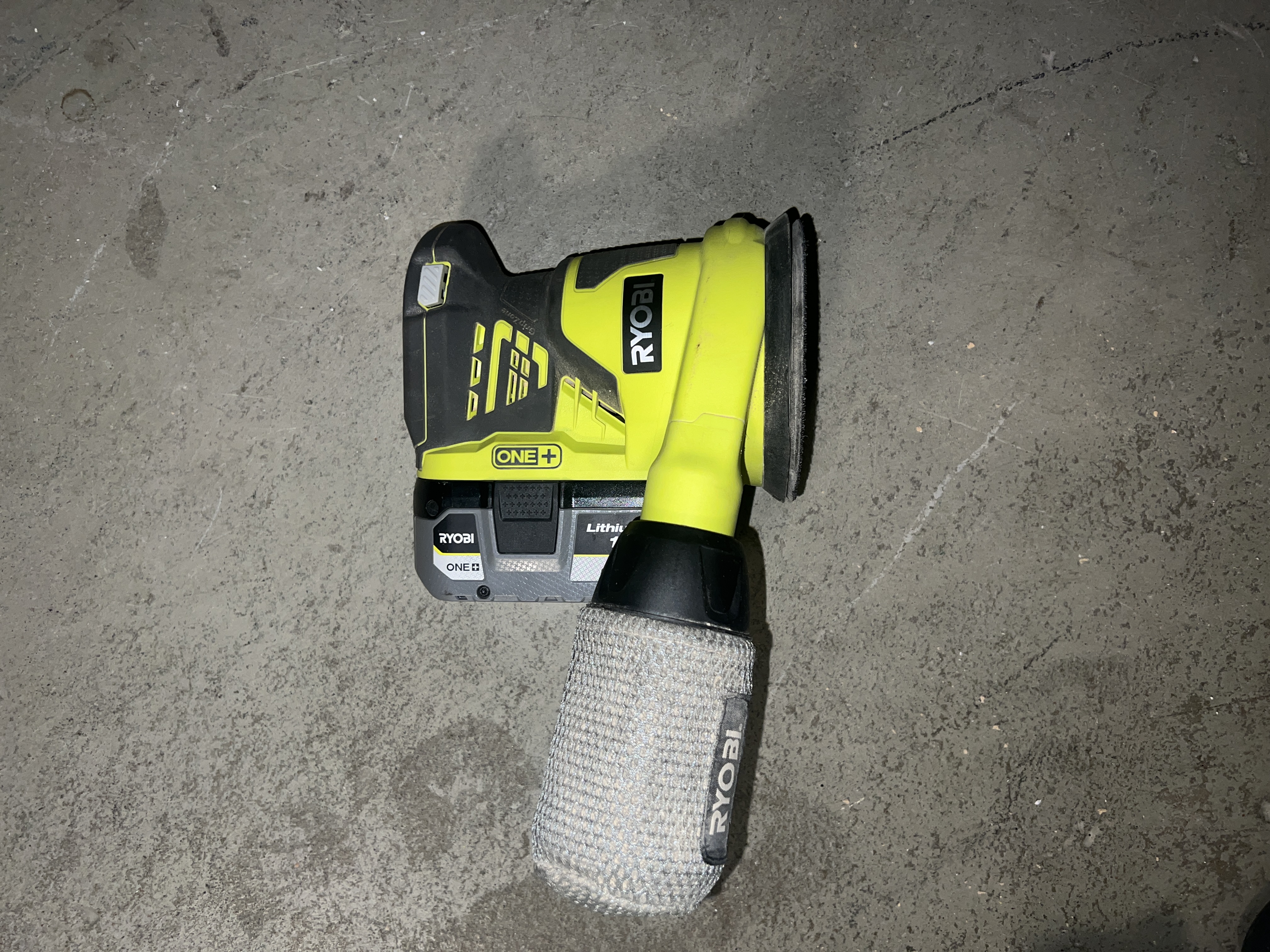 Ryobi one+ 18v excenterslip – batteridriven – 4,0 ah