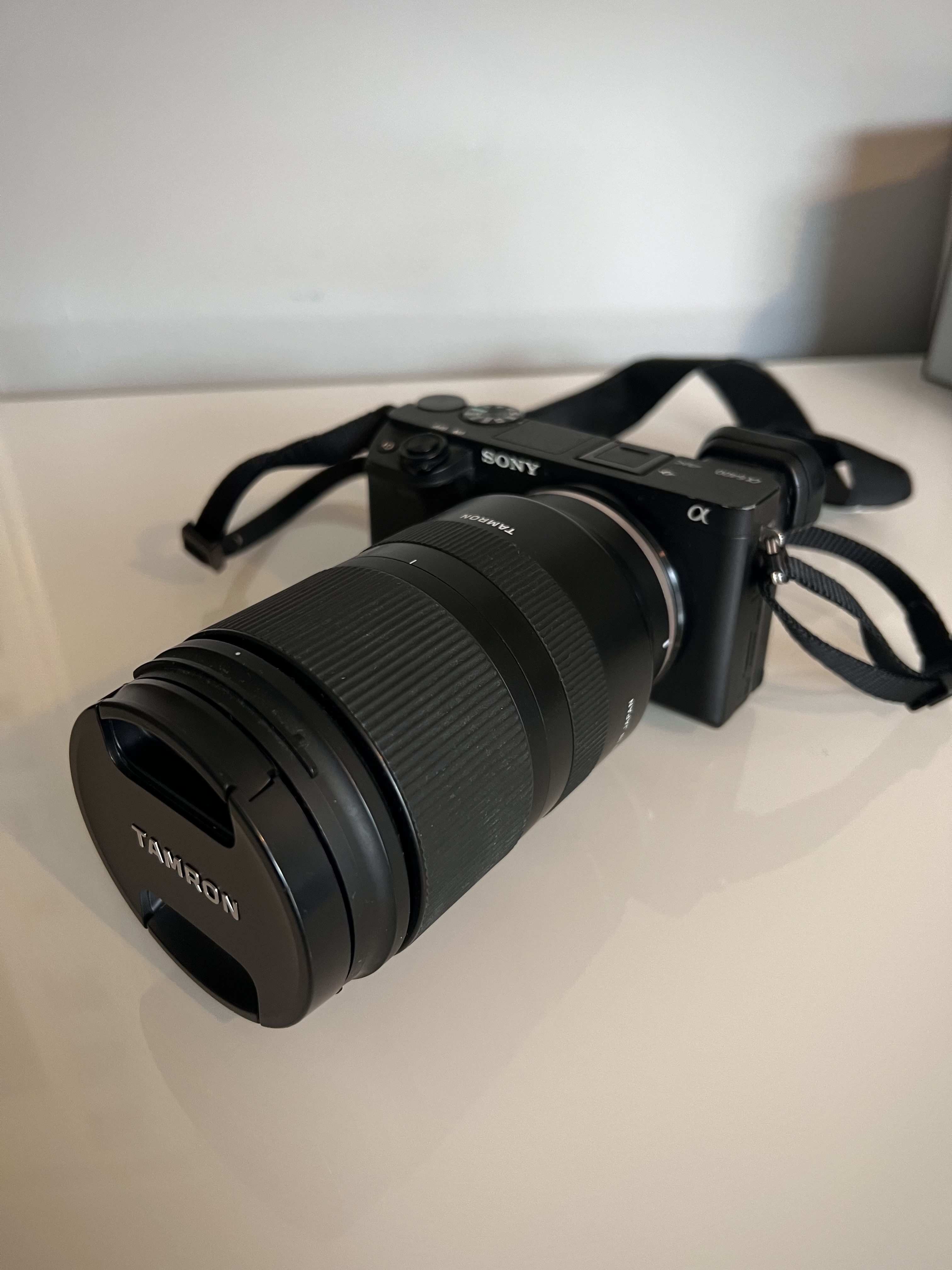 Sony a6400 + tamrom 17-70mm f/2.8