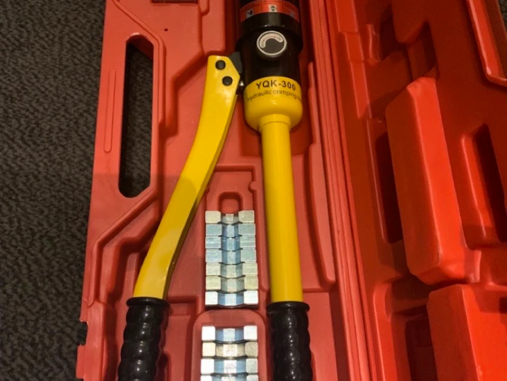 Pressesett / presstang