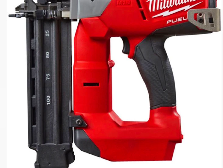 Milwaukee m18 dykkertpistol