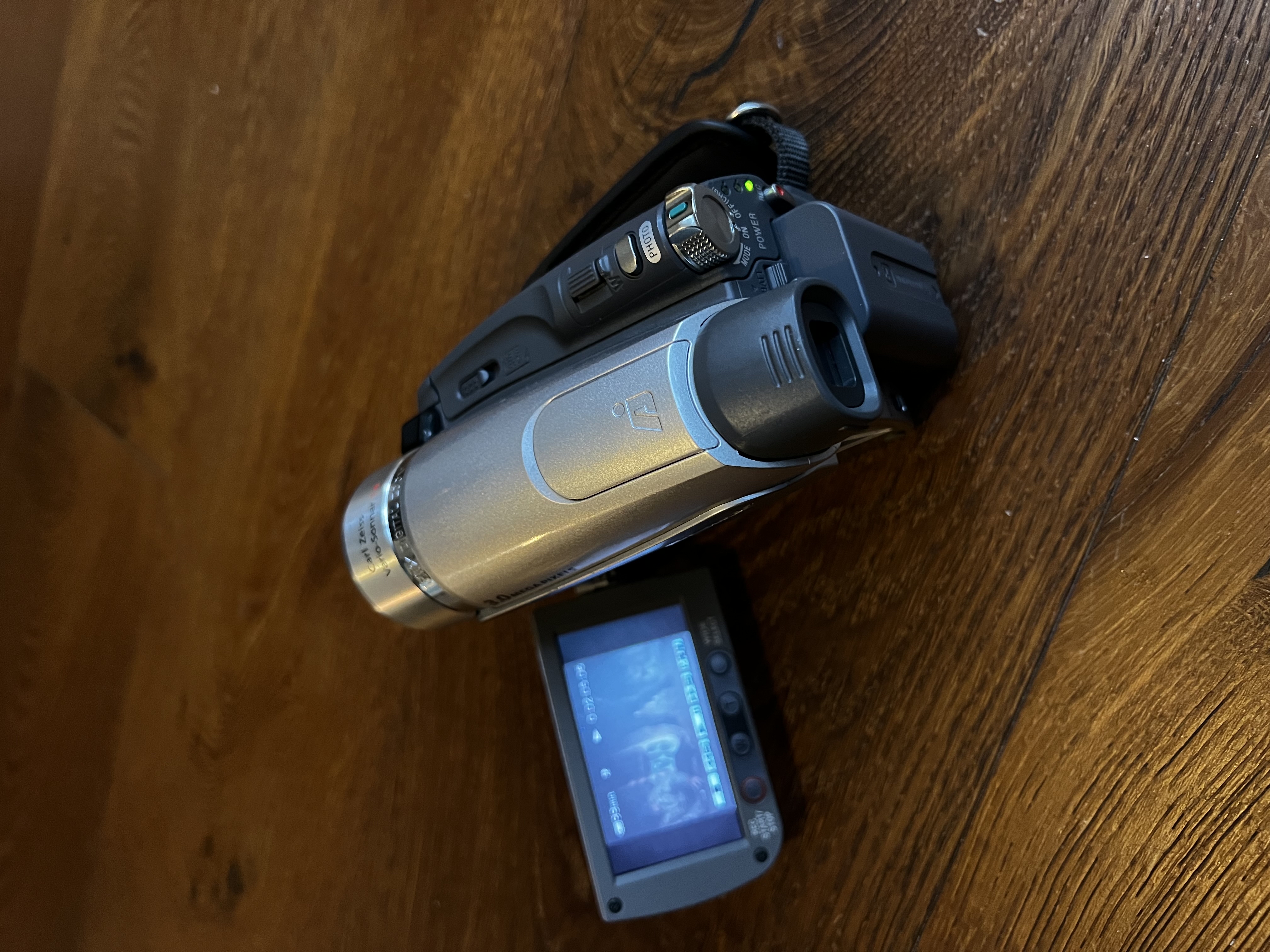 Sony handycam dv vhs camcorder camera with night mode 