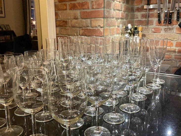 24 st vinglas och 24 st champangeglas