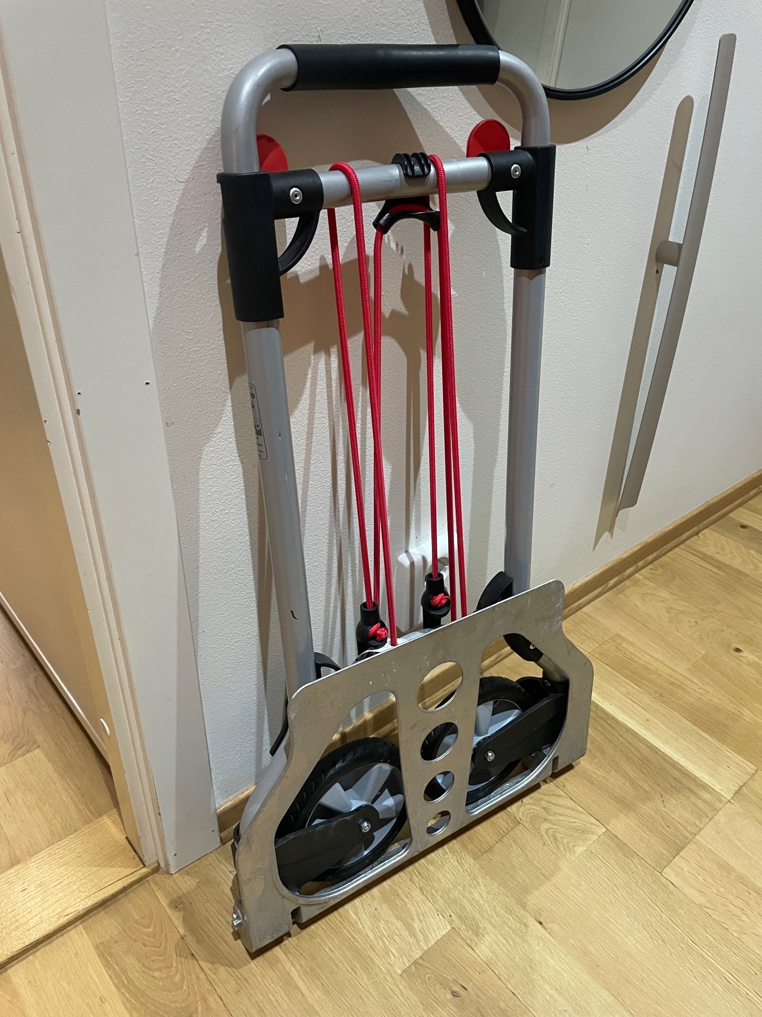 Robust sekketralle | sammenleggbar | inkl. festestrikk!