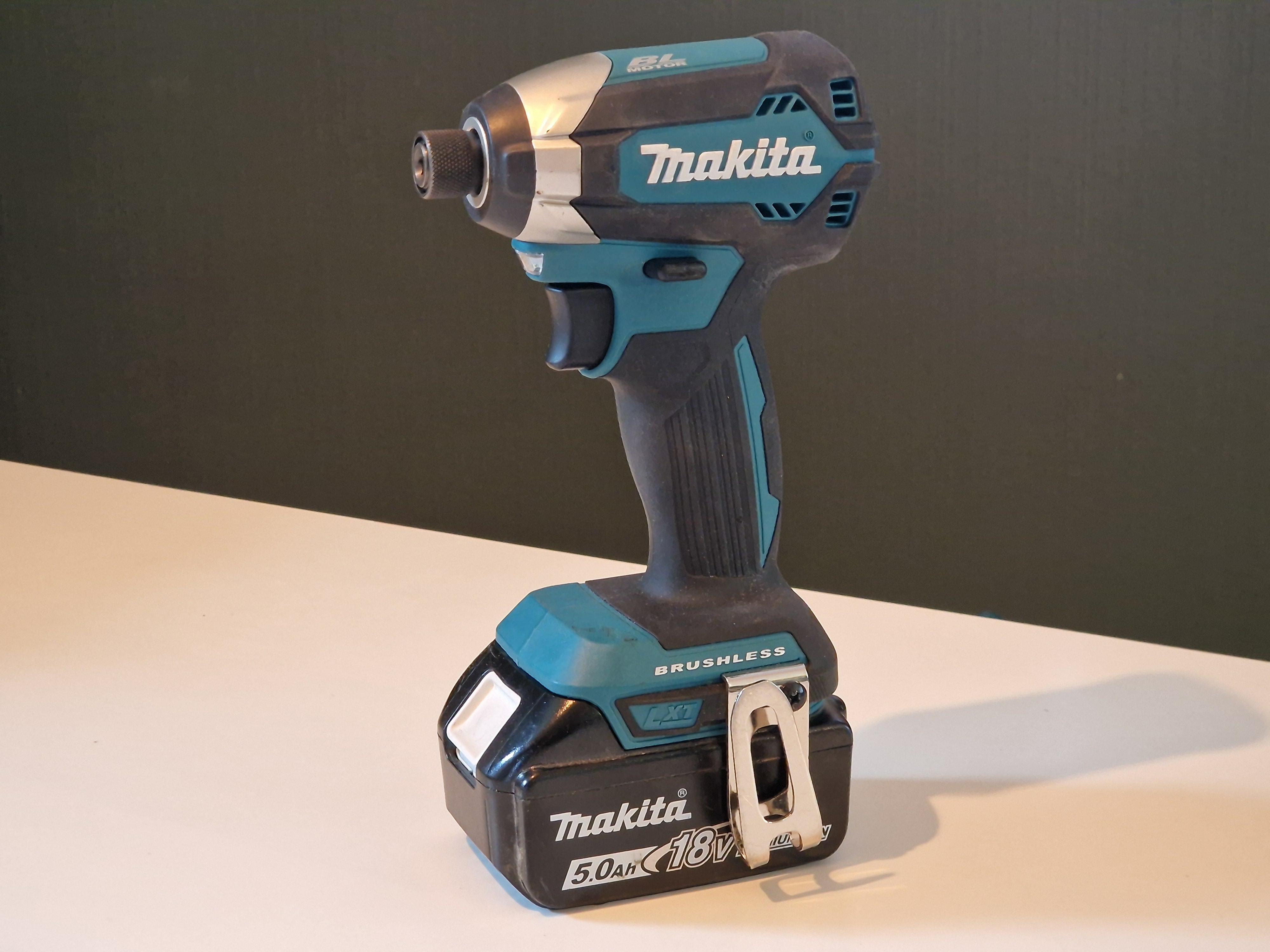 Makita dtd153 slagskrutrekker