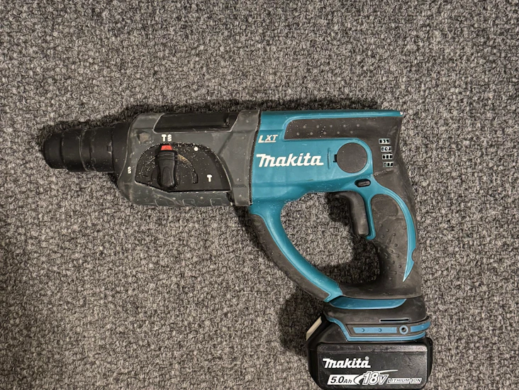 Makita borrhammare inkl batteri och laddare