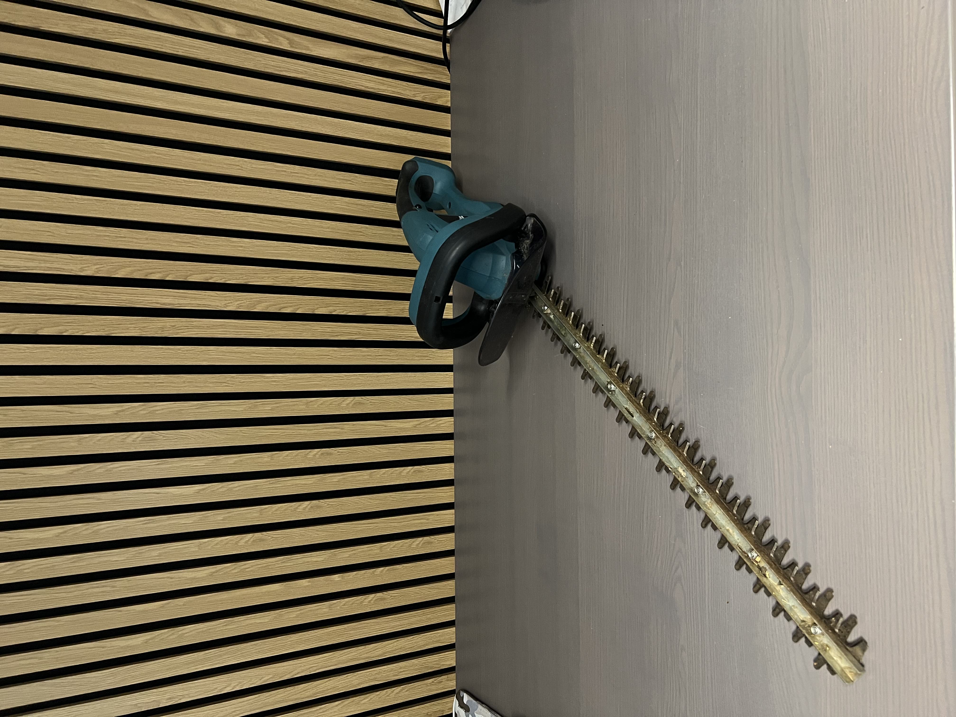 Makita duh523 pensasleikkuri