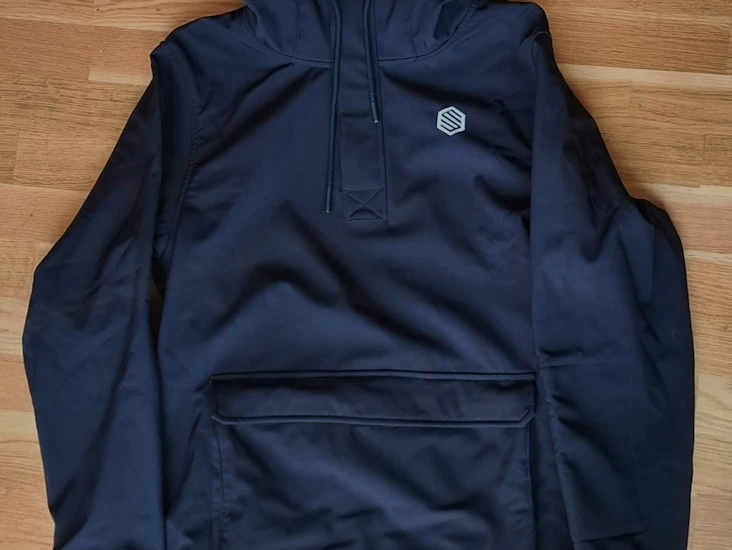 Siroko snowboard/ski jacket - black, bones print on the back