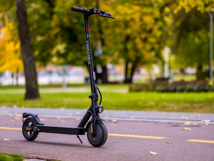 Elscooter från e-wheels