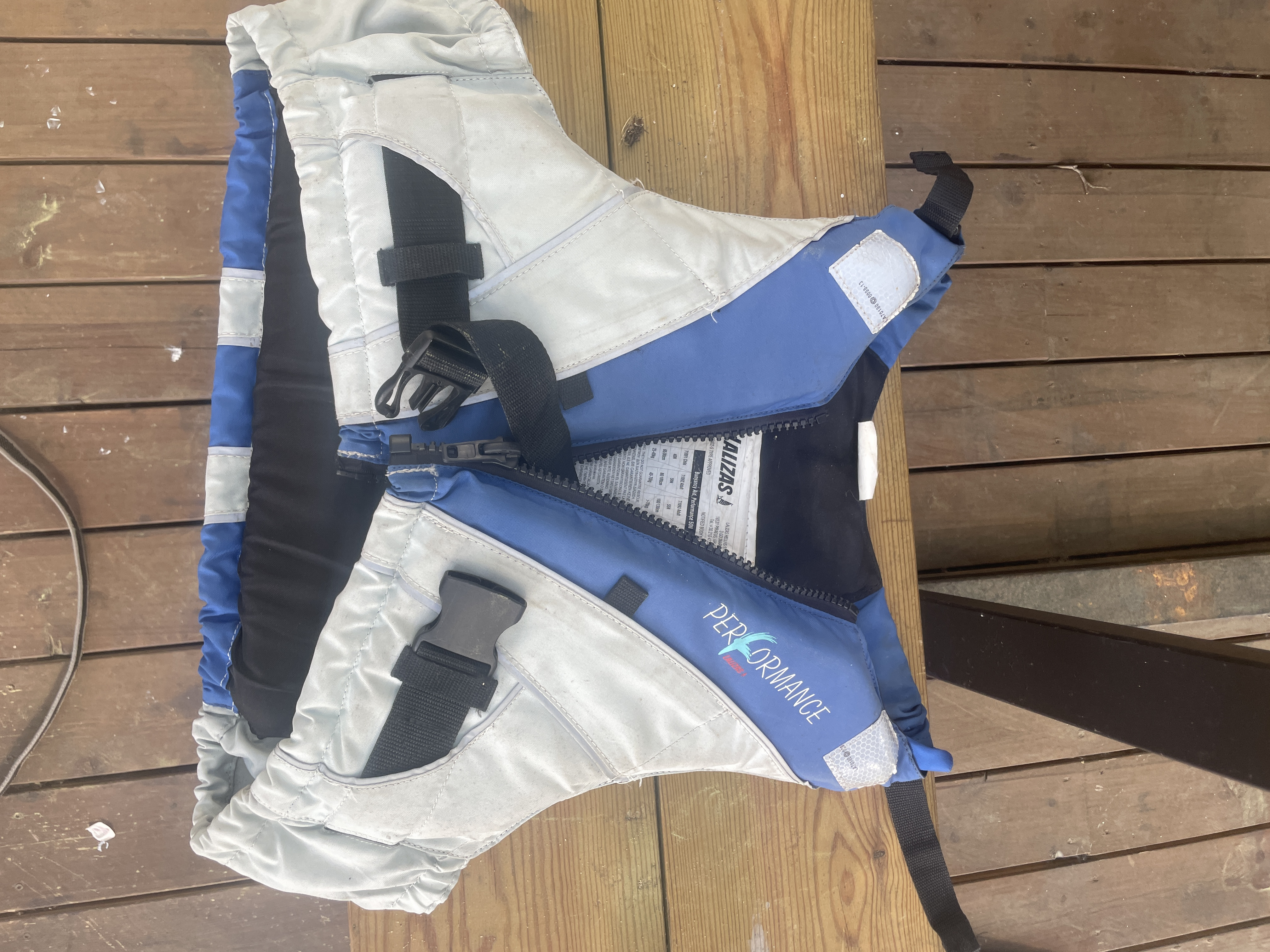 Flytevest voksen (2 stykk)