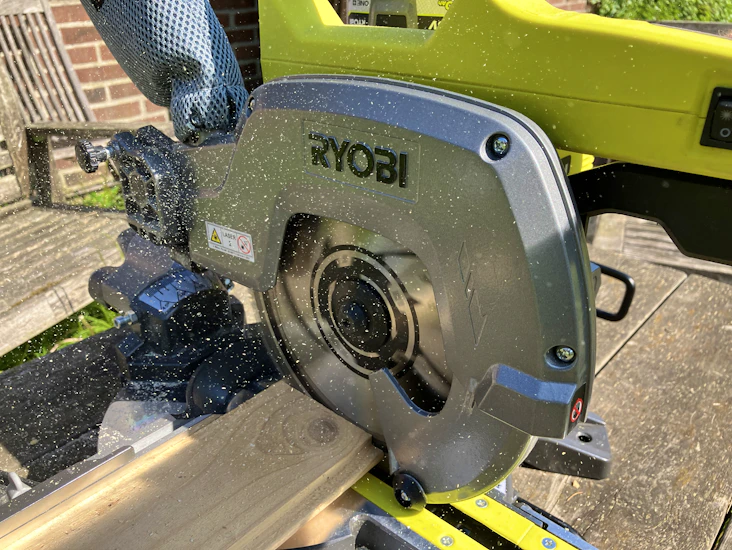 Ryobi kap- och gersåg ems216 - batteridriven