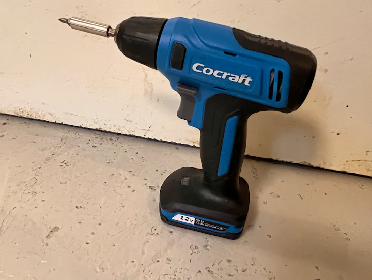 Enkel skruvdragare uthyres