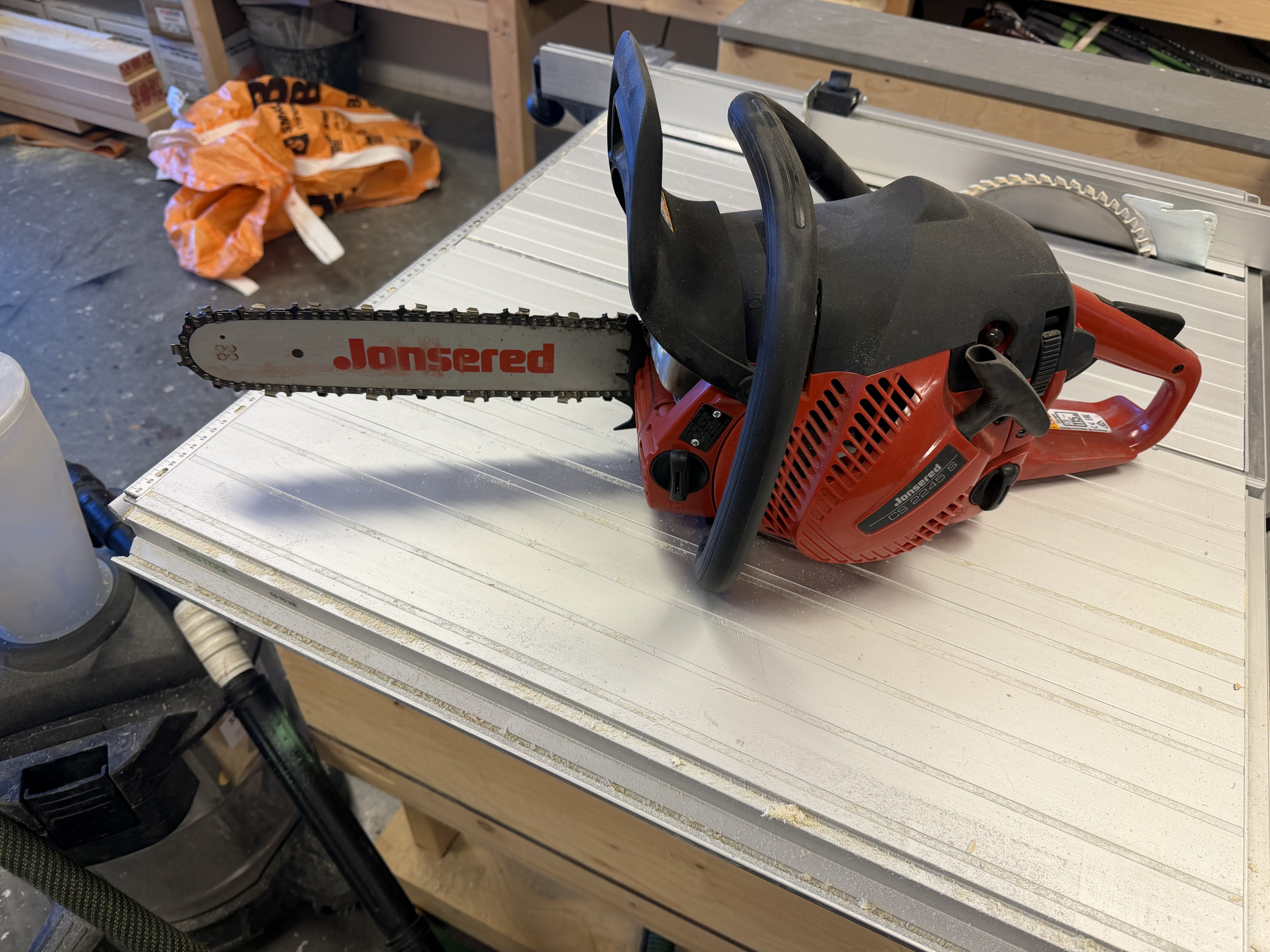 Jonsered 2245s motorsåg 