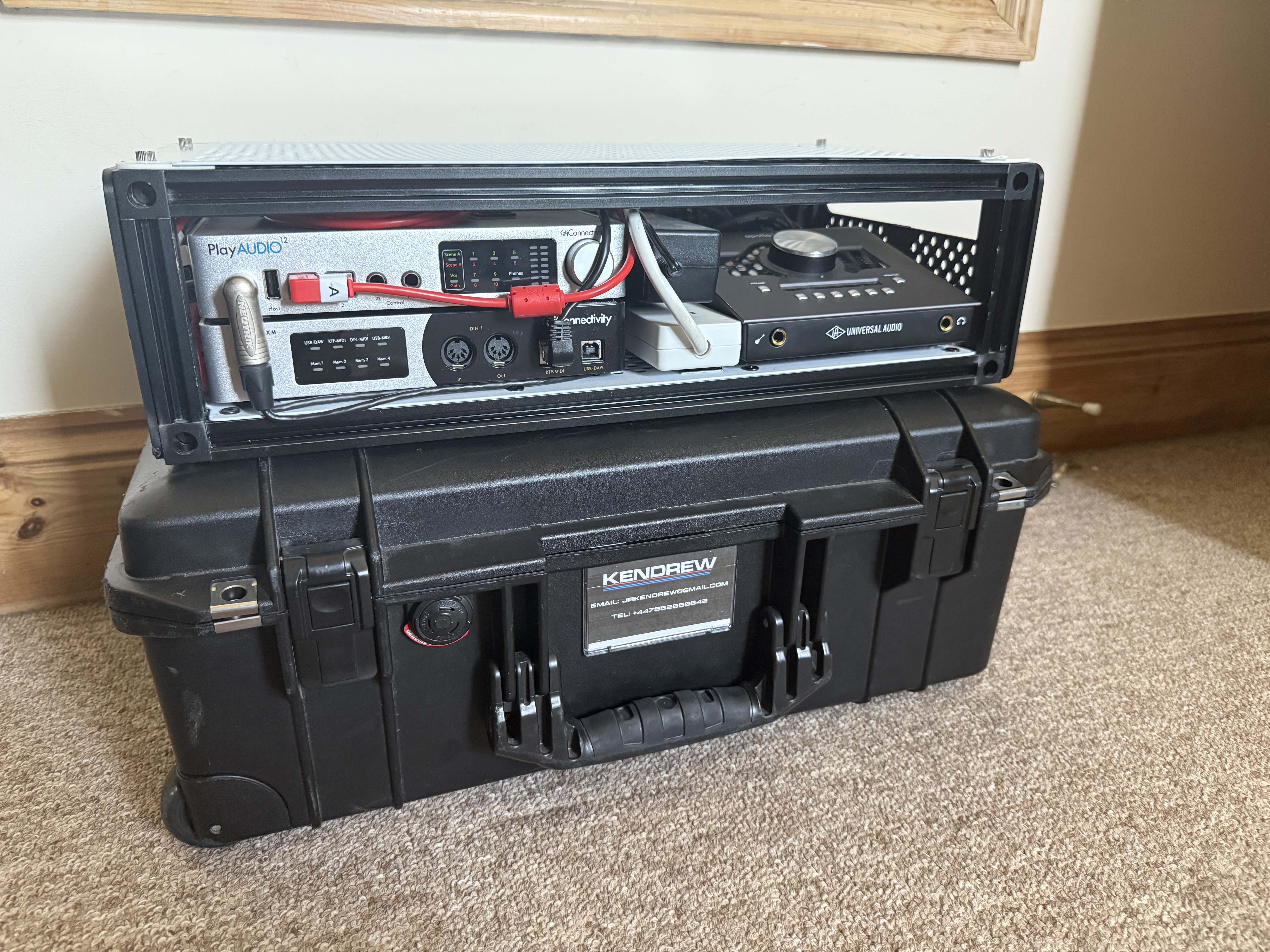 Playback and vocal processing rig - pa12/mio/uad apollo twin