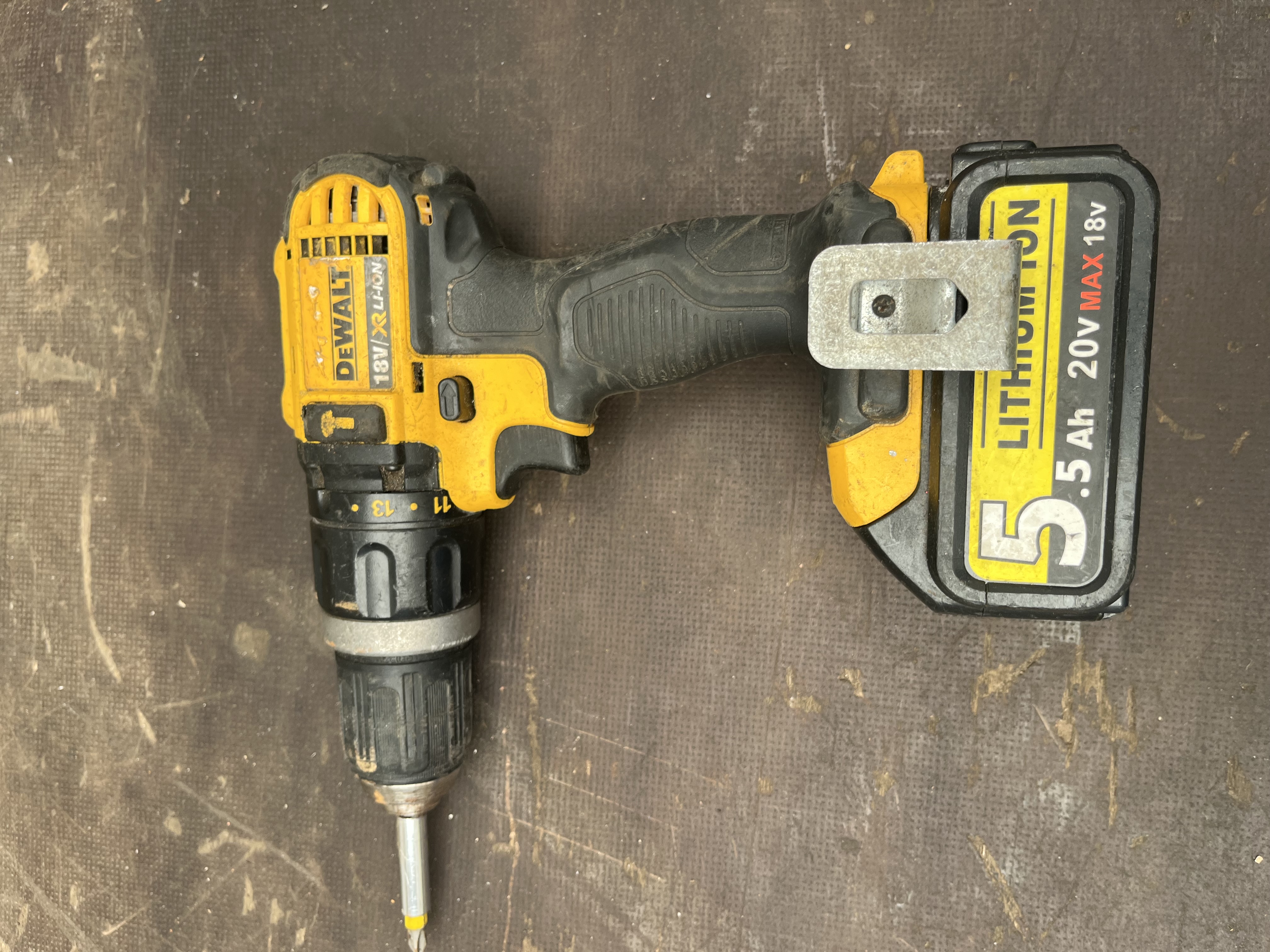 Dewalt 18v xr cordless drill/driver with a 5.5ah xr lithium-ion battery. 