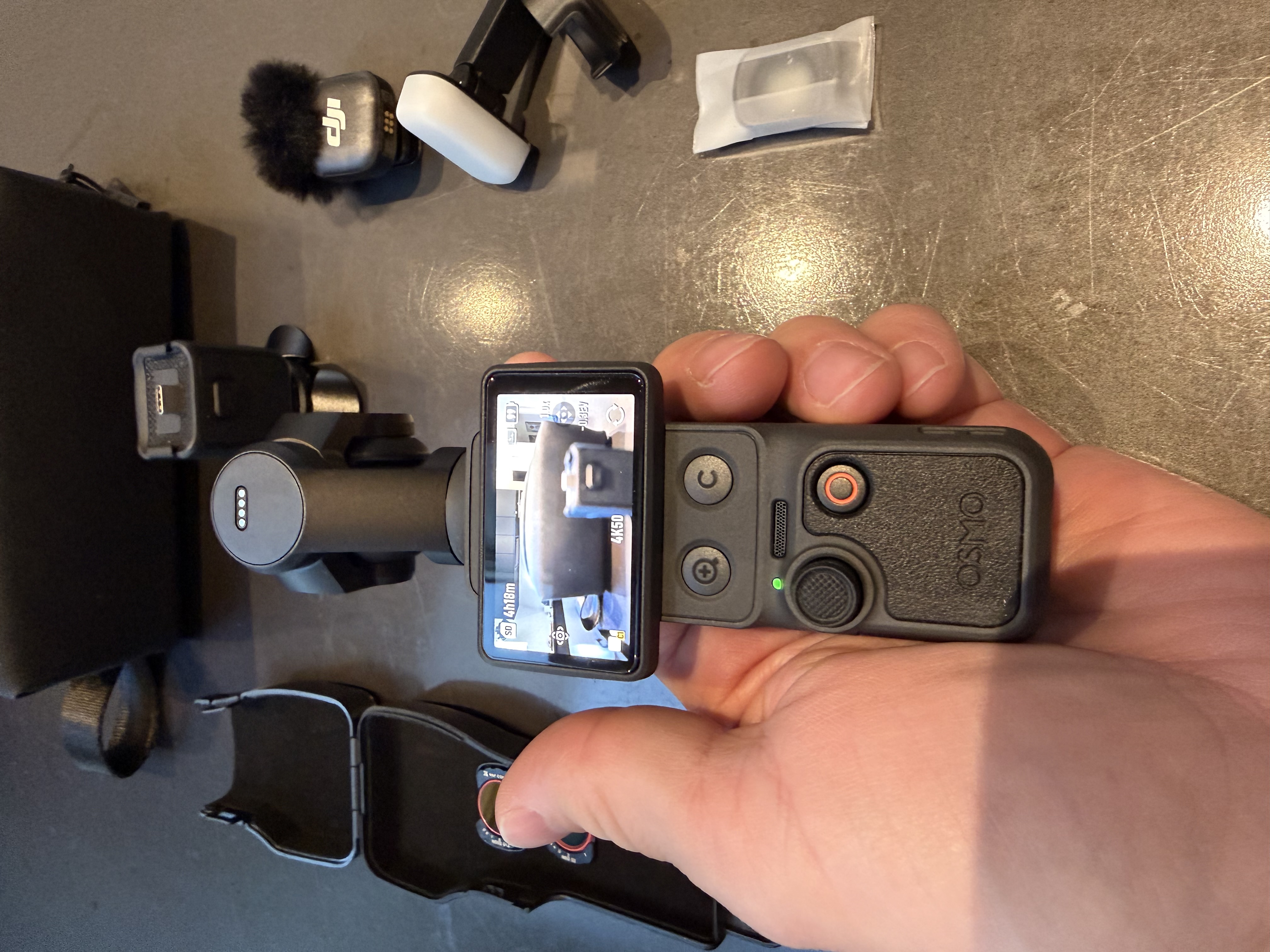 Dji osmo pocket 4 combo