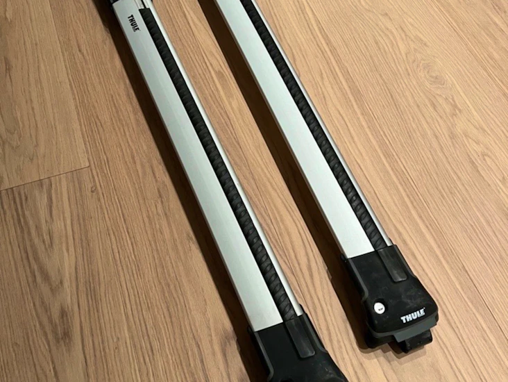 Takräcke - thule wingbar edge
