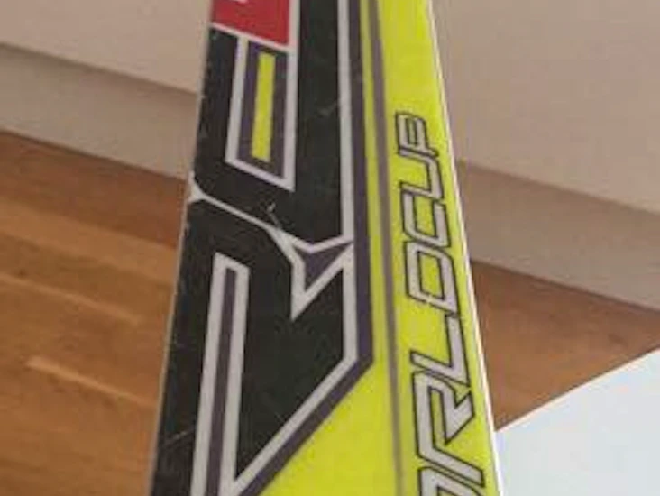 Worldcup super-g tävlingsskida 210cm