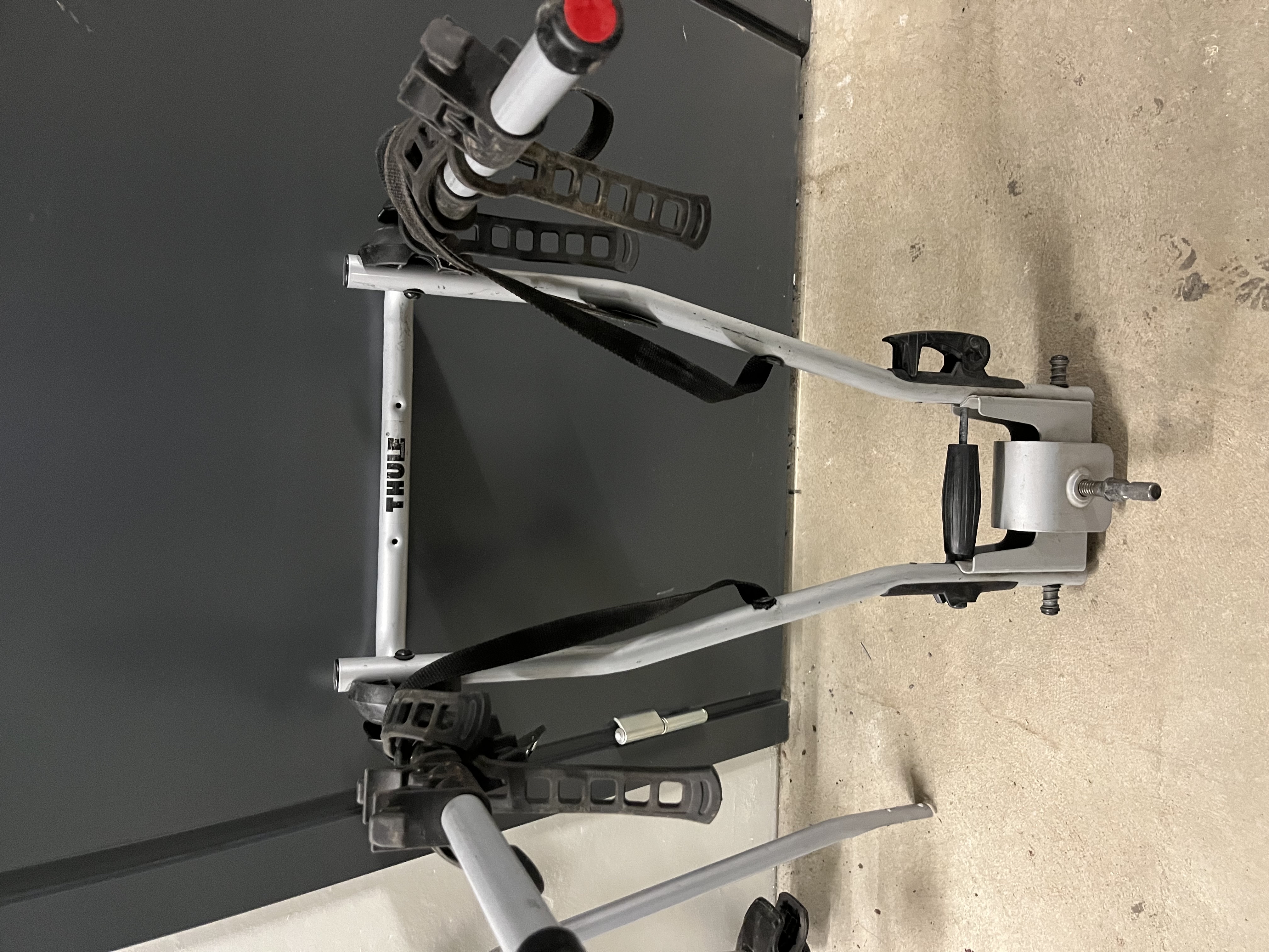 Thule hangon - 3 m/tilt