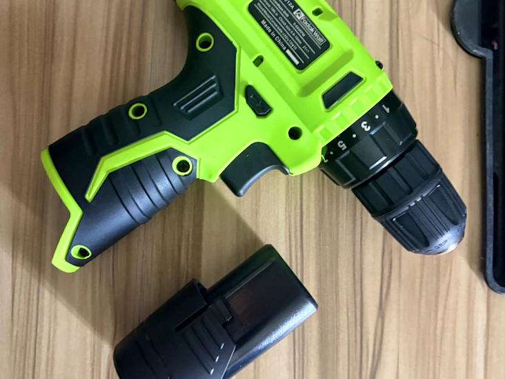 Fadakwalt 12v cordless drill, battery power drill