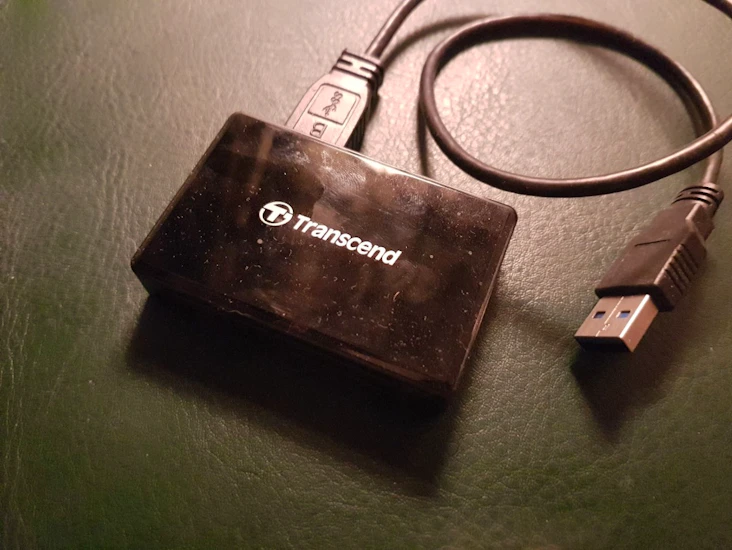 Minneskortläsare transcend