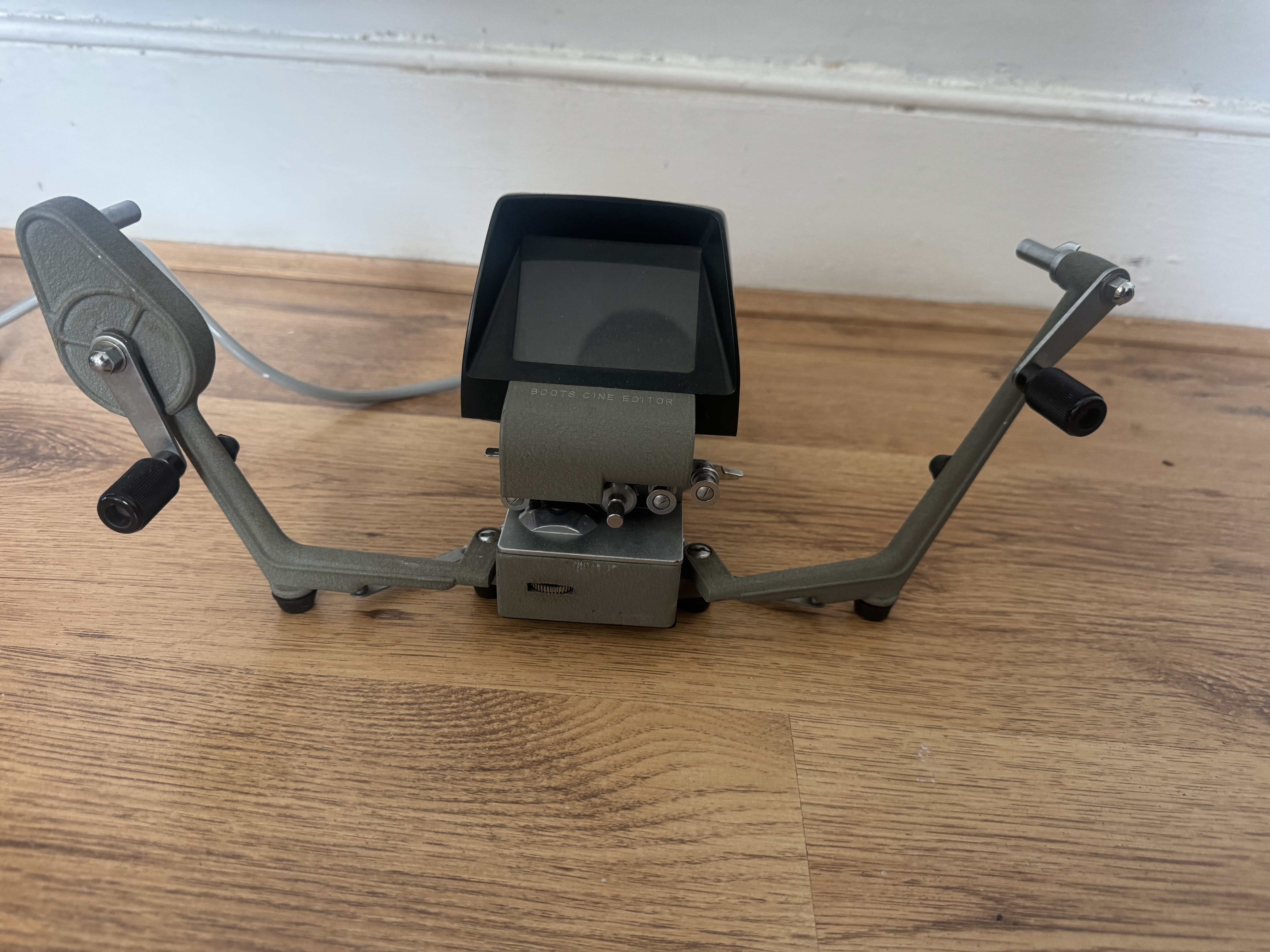 Boots 8mm cine editor / film viewer (vintage)