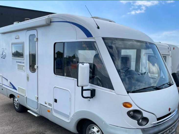 Husbil för upp till 4 personer