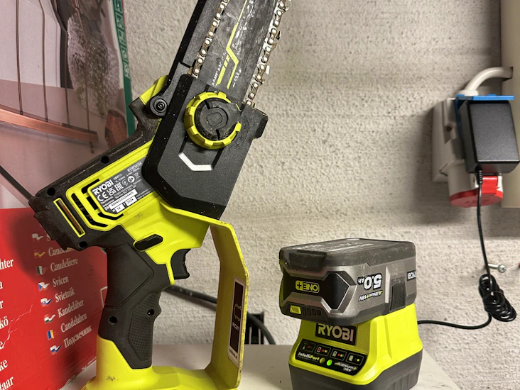 Ryobi grensåg 15 cm +batteri och laddare