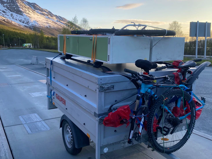 Allsidig lokkhenger som kan kjøres med vanlig førerkort