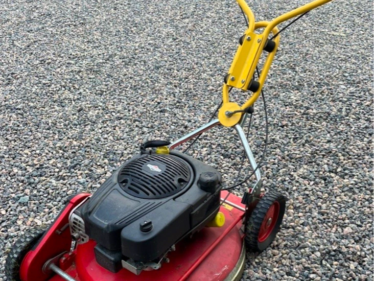 Gräsklippare bensindriven klippo