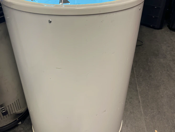 Rund frys , transport ingår .