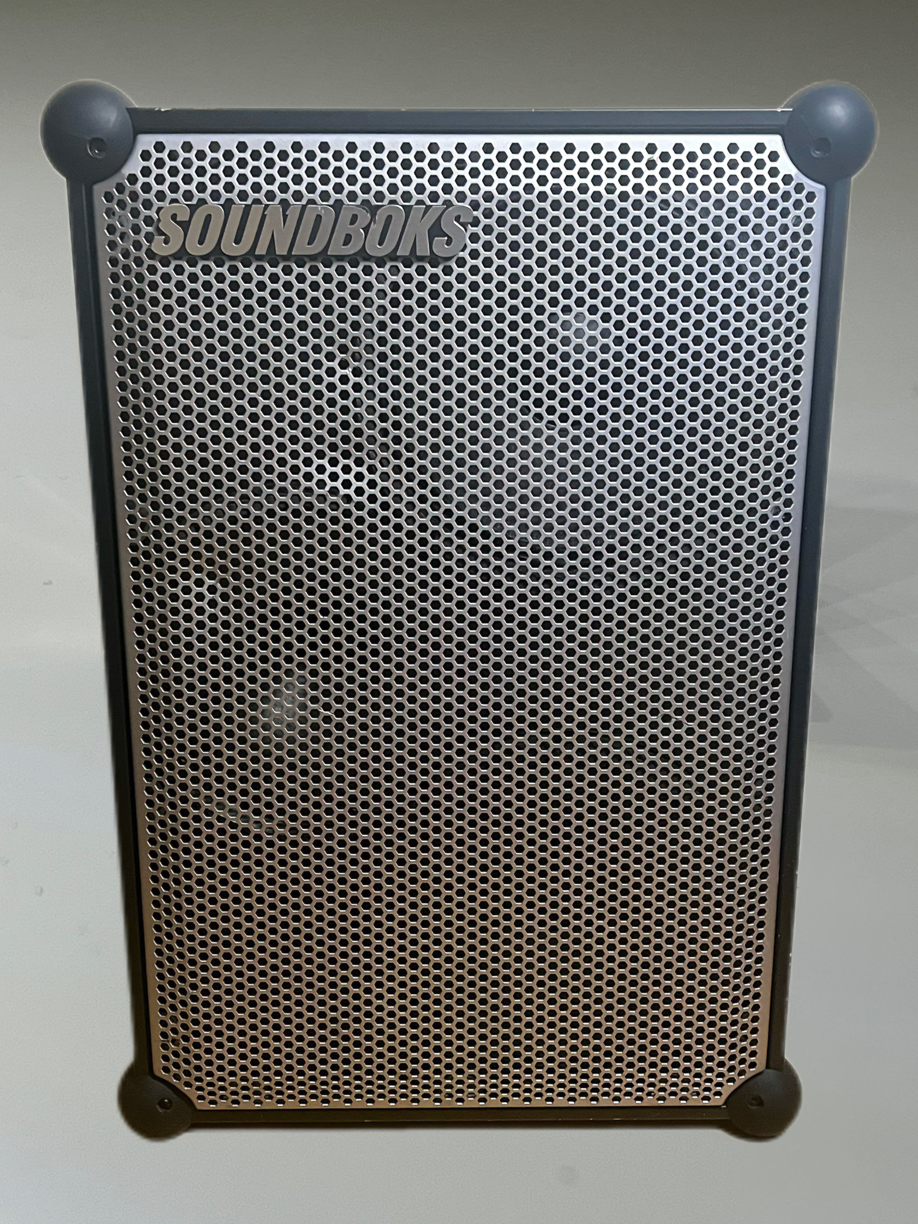 Soundboks gen 4 – high-power portable party speaker for rent (uk)