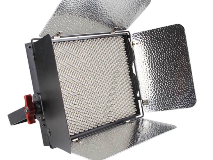 Aputure light storm ls 1c