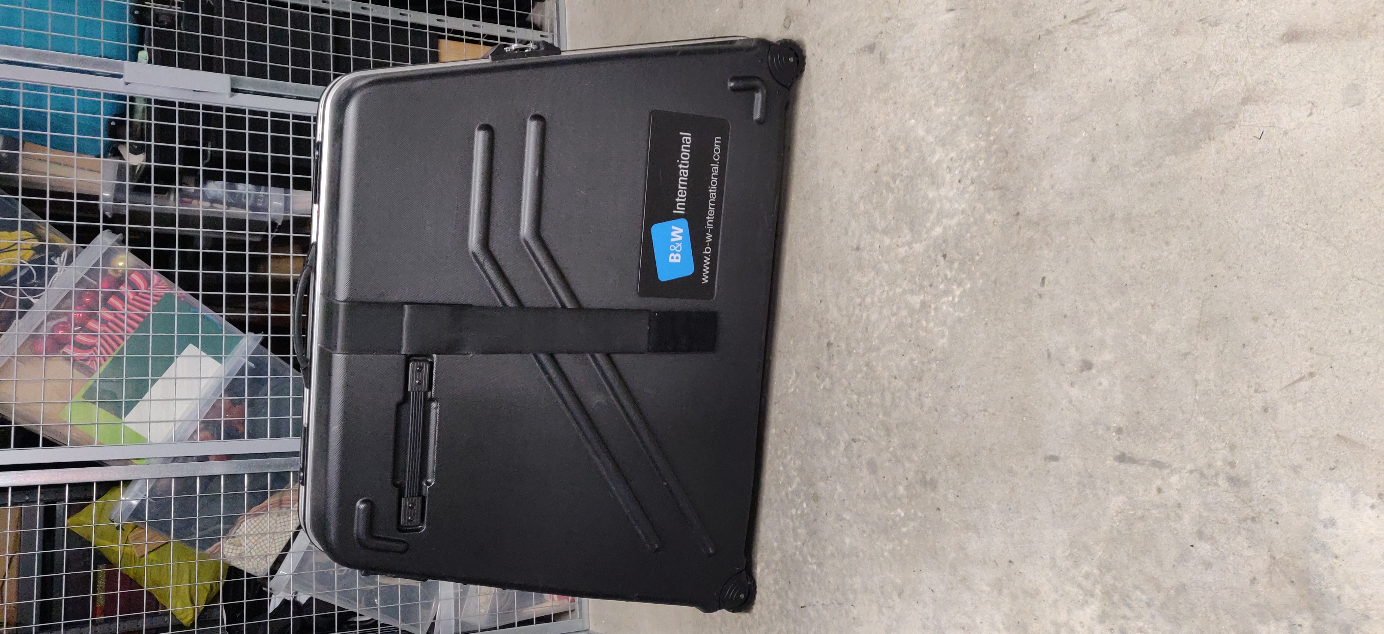B&w bike box