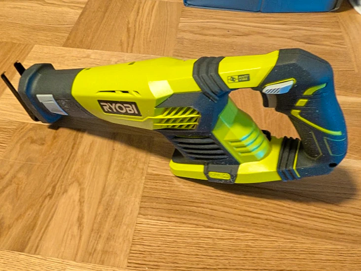 Tigersåg sladdlös ryobi