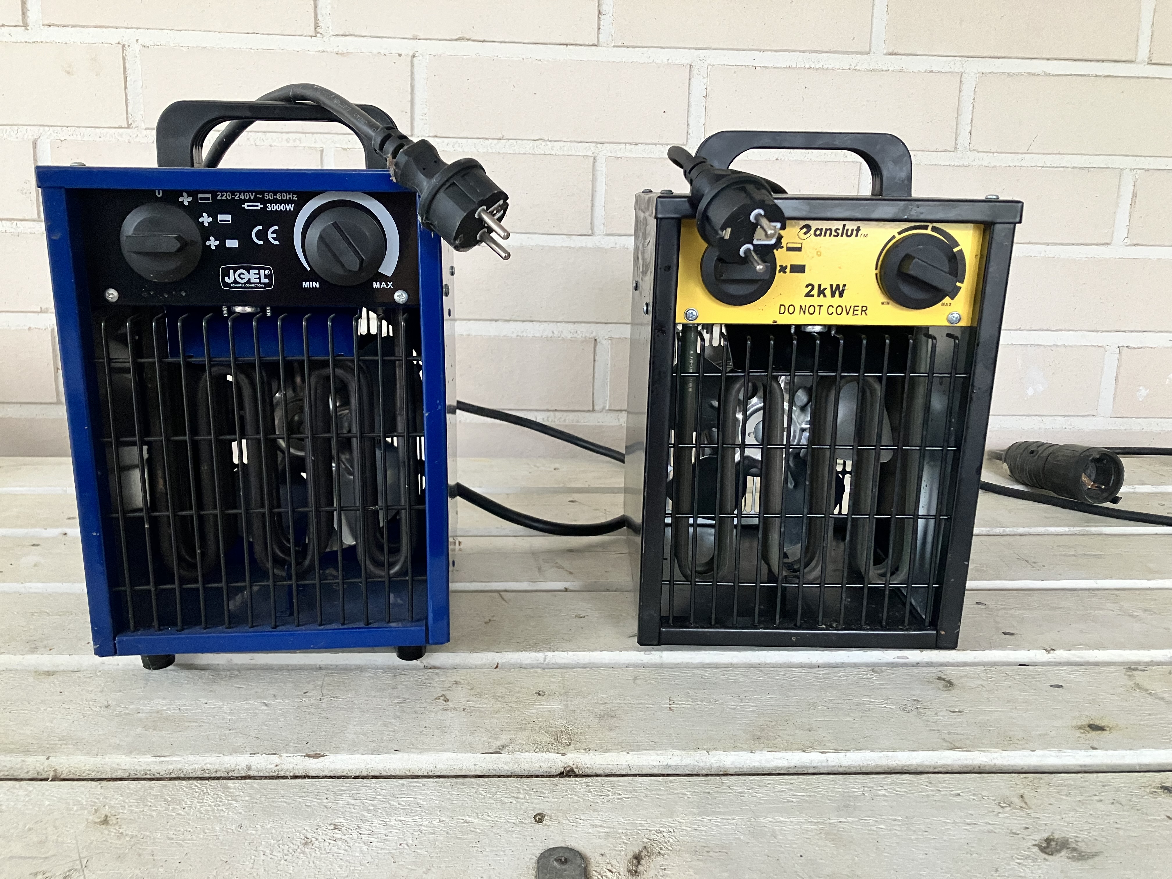 Rakennuslämmitin / puhalluslämmitin 2kw ja 3kw