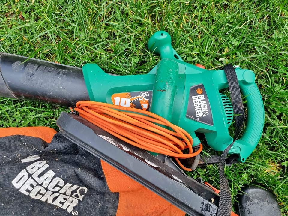 Black and decker gw350 leaf blower and hoover
