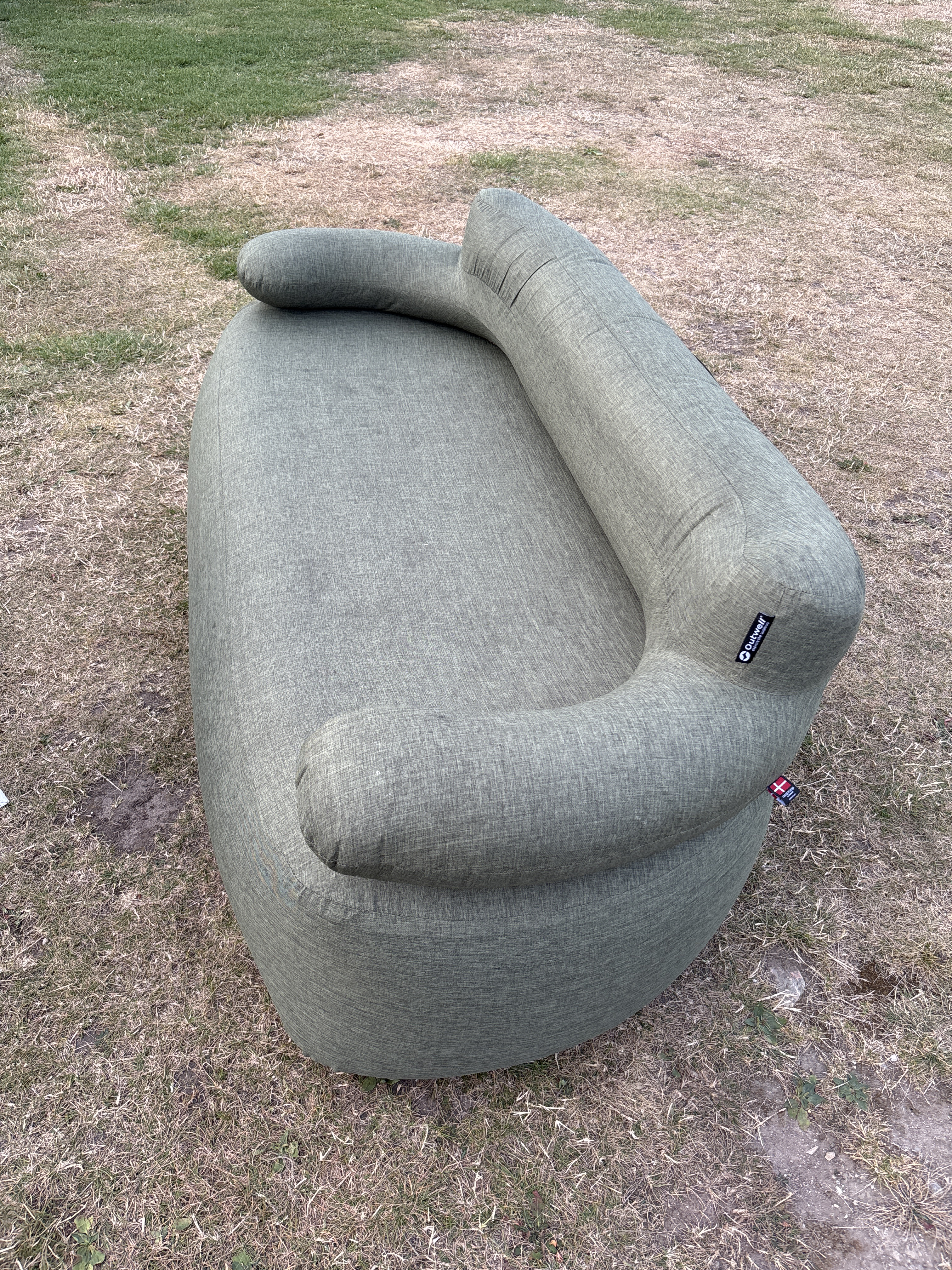 Oppblåsbar sofa, stol og puff 
