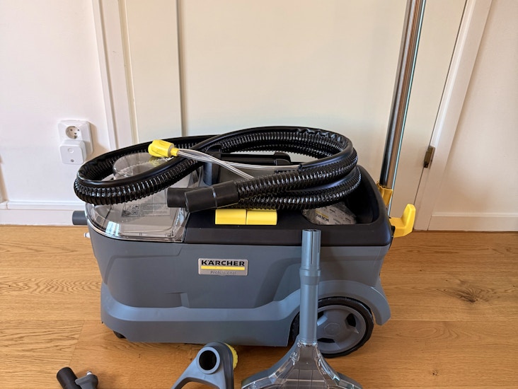 Kärcher puzzi 10/1 matt och textilvårdsmaskin