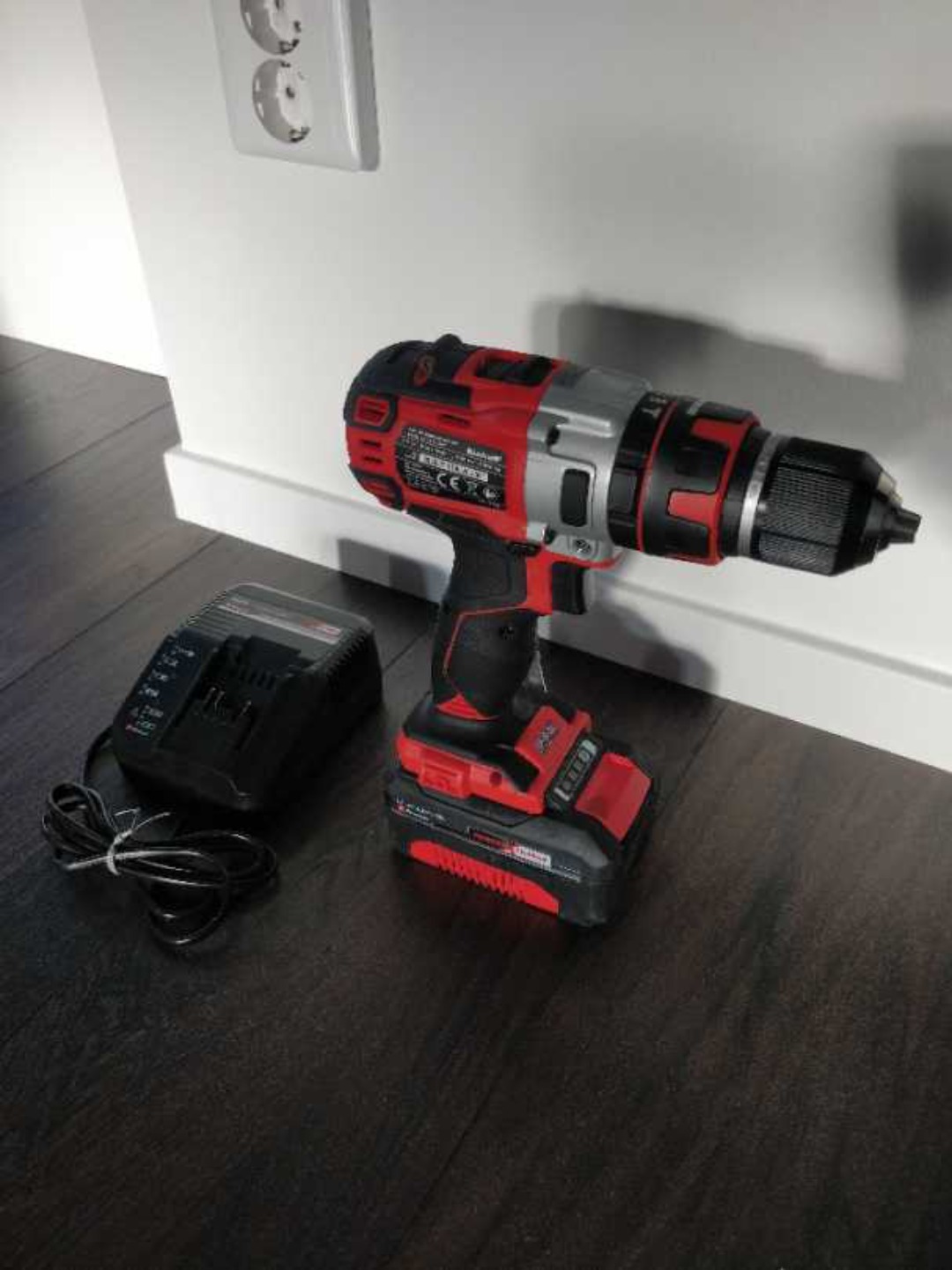 Skruvdragare 4 amp i nyskick!