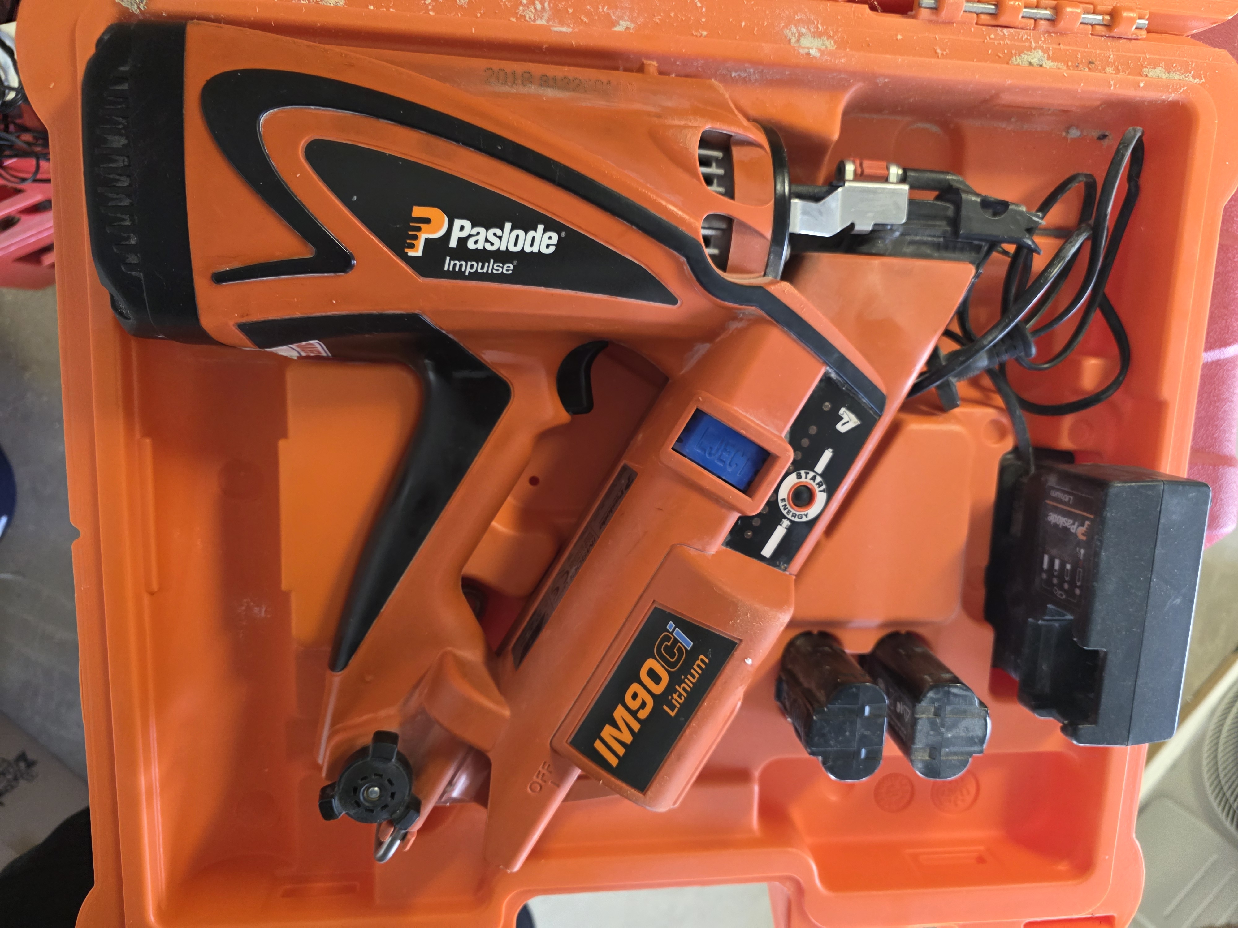 Spikpistol paslode im90