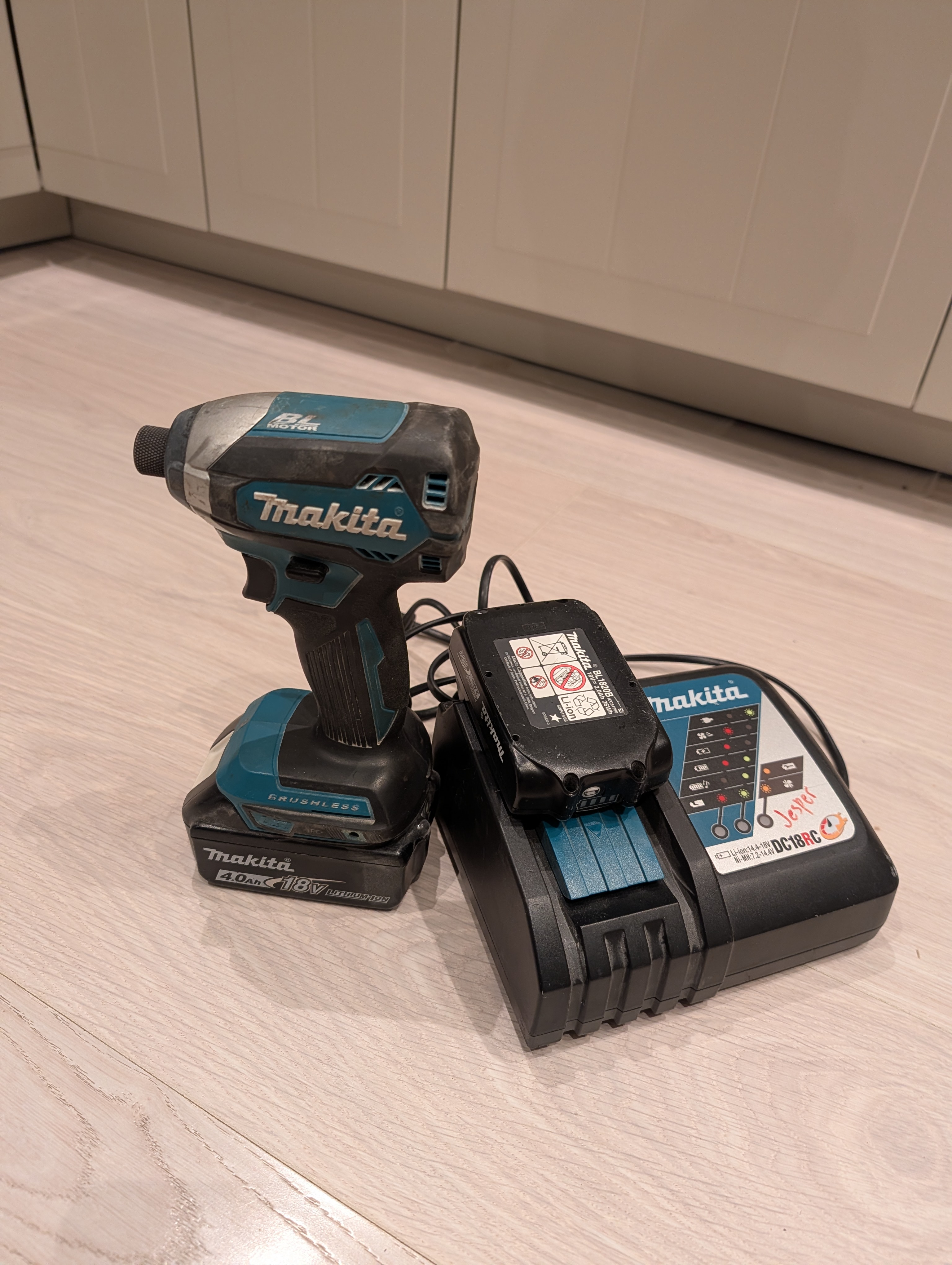 Makita slagskruvdragare 18v – kompakt & urstark | 2 batterier