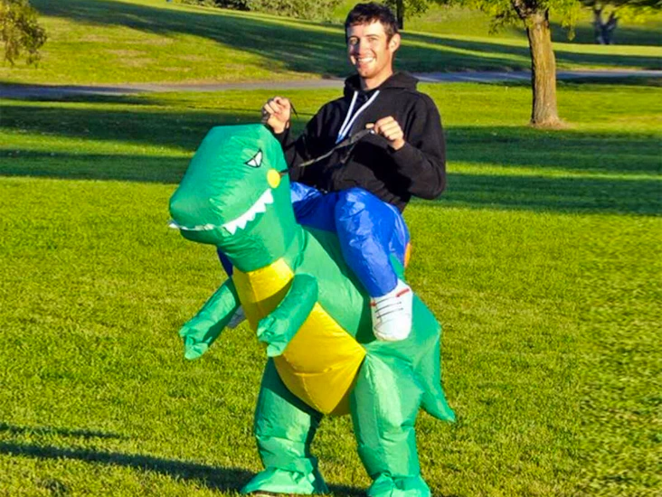 Dräkt, ridande dinosaurie