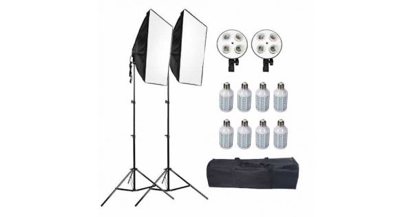 Pair of photography softboxes with stands 